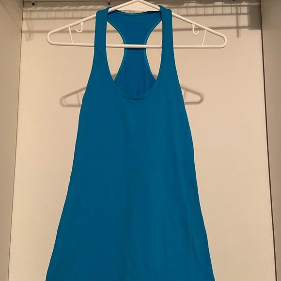 SOLD!!! LULU LEMON TANK TOP - Picture 1 of 2